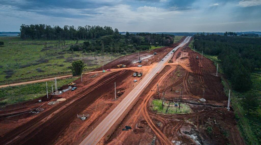 Avanzan las obras de duplicación de la Ruta Nacional 105