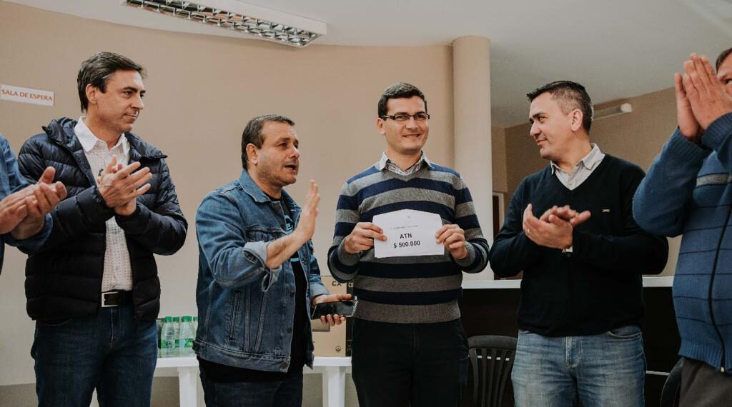 El Gobernador anunció que Mojón Grande tendrá la primera planta fraccionadora de azúcar rubio artesanal