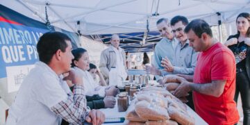 En la primera edición de la Fiesta Provincial del Azúcar Rubio Artesanal, el gobernador dijo que hay que ayudar y acompañar a los productores