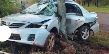 Un automovilista falleció al despistar e impactar contra un árbol sobre la Ruta Provincial 13