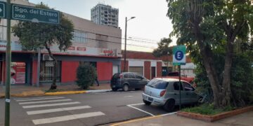 El Sistema de Estacionamiento Medido se extendió por calle Santiago del Estero