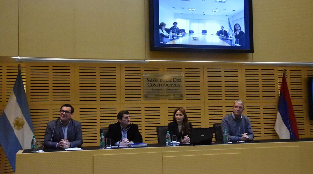 Presentaron en la Legislatura el programa “Educación financiera en el aula”