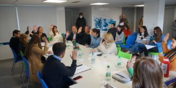 Avanza el proyecto para crear por ley la primera Academia Gamer de Misiones