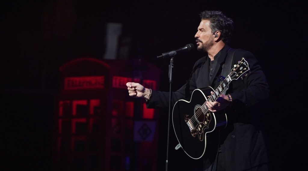 Ricardo Arjona apuntó al lenguaje inclusivo: “Es mucho tiempo libre desperdiciado”