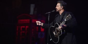 Ricardo Arjona apuntó al lenguaje inclusivo: “Es mucho tiempo libre desperdiciado”