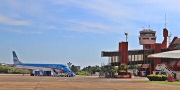 Herrera Ahuad expresó su disconformidad por incumplimiento de plazos en las obras del Aeropuerto de Posadas