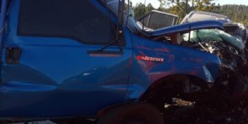 Cuatro fallecidos y un hombre internado con lesiones gravísimas tras un choque sobre la ruta 14