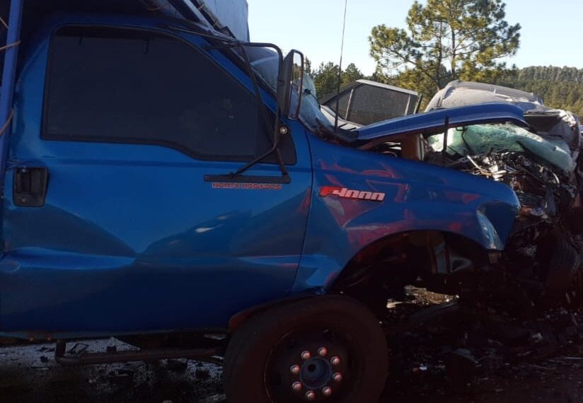 Cuatro fallecidos y un hombre internado con lesiones gravísimas tras un choque sobre la ruta 14