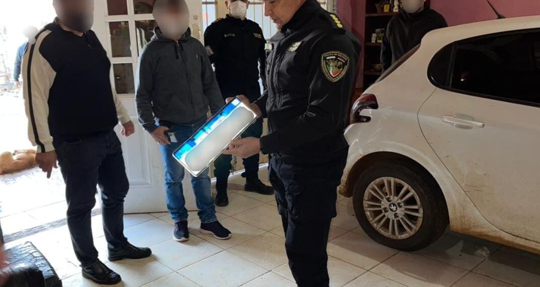 Detuvieron a dos hermanos por el robo a una agencia de quinielas de Garupá