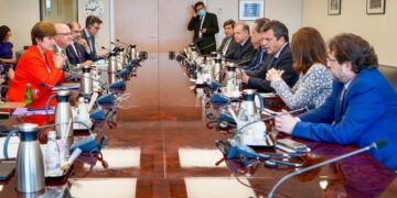 Massa logró apoyo político en EE.UU., anuncios de inversiones y respaldo de organismos