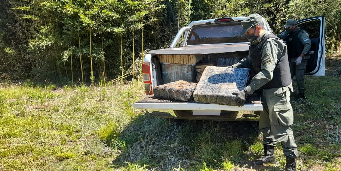 Decomisan más de una tonelada de marihuana tras el seguimiento controlado de dos vehículos