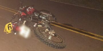 Fallecieron dos motociclistas tras chocar de frente en Panambí