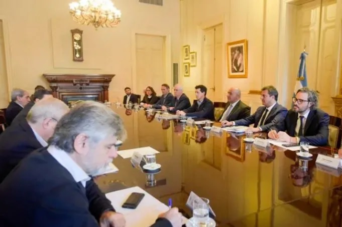 Manzur encabeza una nueva reunión de Gabinete en Casa Rosada