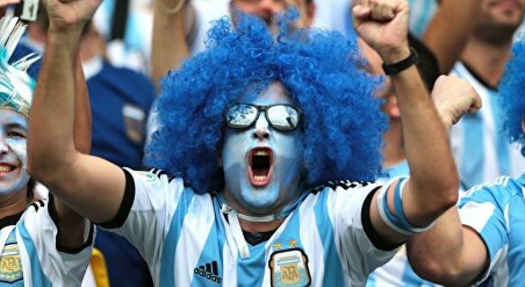 La AFIP detectó irregularidades en 151 monotributistas que compraron entradas para el Mundial