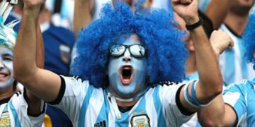 La AFIP detectó irregularidades en 151 monotributistas que compraron entradas para el Mundial