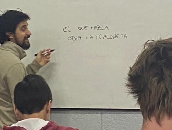 “El que habla odia a la Scaloneta”: la táctica de un docente para poner orden que sorprendió a sus alumnos