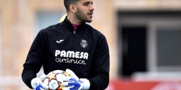 Rulli gana terreno como tercer arquero de la Selección argentina para el Mundial tras la lesión de Musso