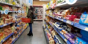 La canasta básica aumentó 7,1% en septiembre: una familia necesitó $128.214 para no ser pobre