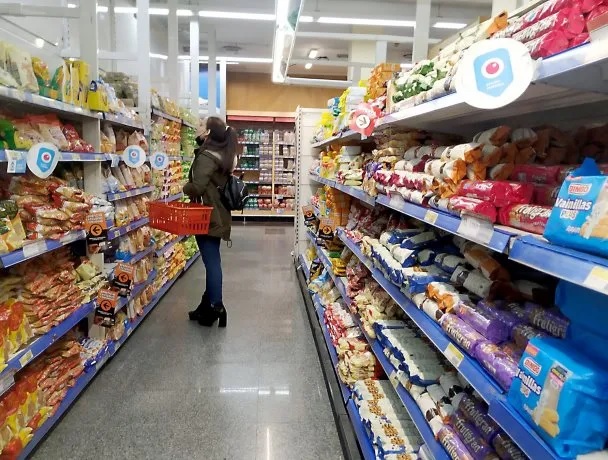 La canasta básica aumentó 7,1% en septiembre: una familia necesitó $128.214 para no ser pobre