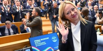 Giorgia Meloni juró como nueva primera ministra de Italia
