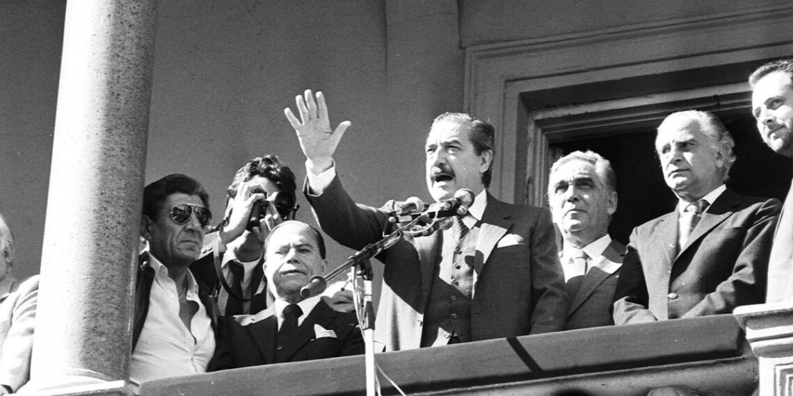 Políticos recordaron los 39 años del triunfo de Alfonsín y el retorno a la democracia