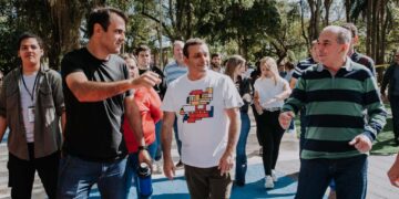 Herrera Ahuad visitó las nuevas obras del Jardín Botánico y recorrió la feria franca del lugar