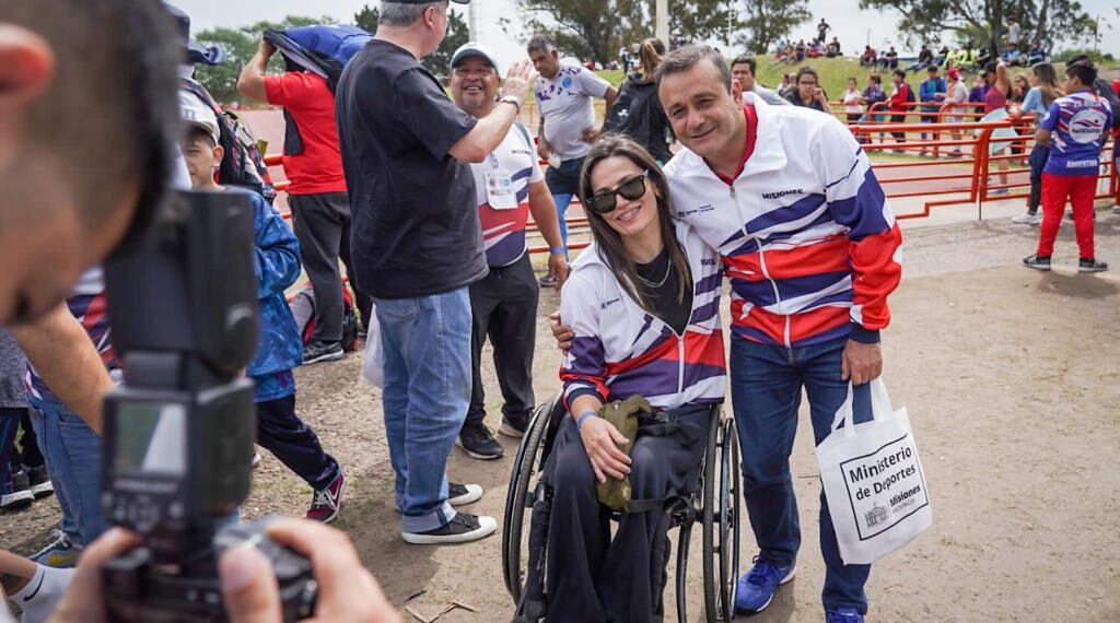 El gobernador Herrera Ahuad alentó a la delegación misionera en los Juegos Evita 2022, en Mar del Plata