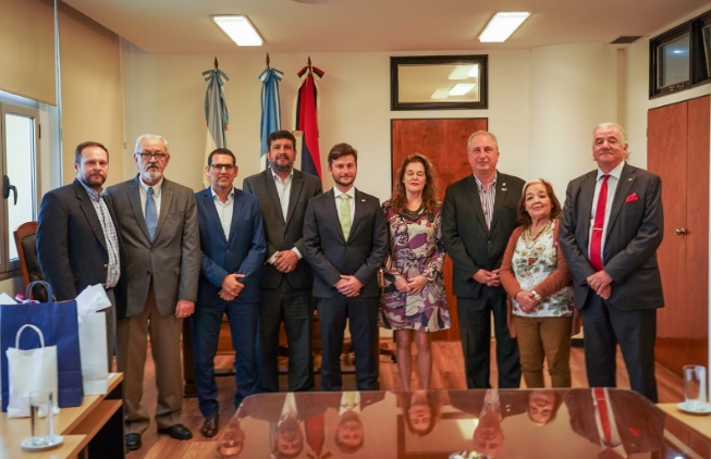 Passalacqua y Venchiarutti recibieron al cónsul general de Italia