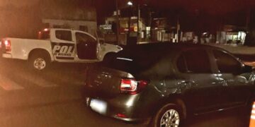 Padre e hijo tras las rejas luego de golpear a una policía