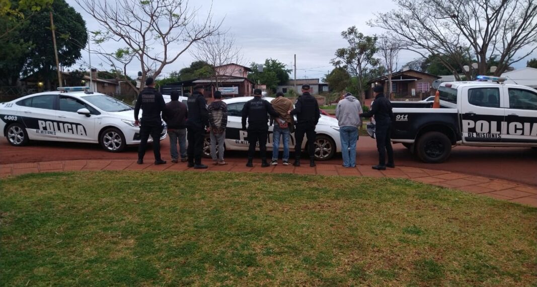 Detuvieron a cuatro hombres que agredieron con machetes a un vecino de Oberá
