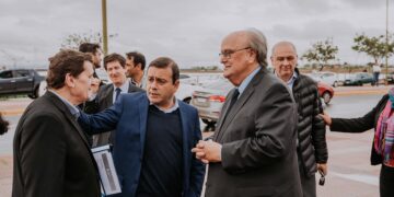 Herrera Ahuad y De Mendiguren acompañaron la presentación de los lineamientos productivos de la provincia y visitaron establecimientos industriales