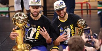 Comienza la NBA y el campeón Golden State Warriors juega ante Los Ángeles Lakers