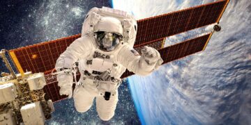 Alumnos de la única escuela de la Antártida hablarán con astronautas de la Estación Espacial