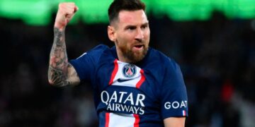 Messi alarmó a todos: el técnico del PSG confirmó porque fue el cambio ante Benfica