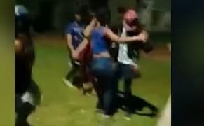 Tomaban alcohol y bailaban en un cementerio: terminaron demorados