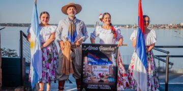 Con grandes artistas en la grilla, se presentó el Festival Nacional del música del Litoral