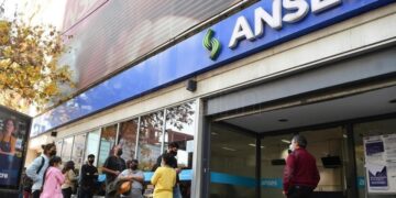 En qué consiste el refuerzo alimentario para adultos sin ingresos