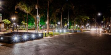 Puesta en valor, con importantes avances continúan los trabajos en la peatonal de calle Colón