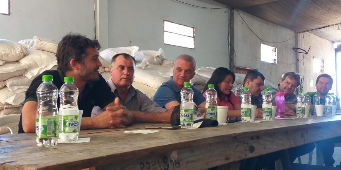 Asisten a productores de la cuenca ovina caprina