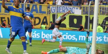 En un final bochornoso, Boca se quedó con 6 jugadores y Racing ganó el Trofeo de Campeones