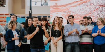 Herrera Ahuad y Tolosa Paz realizaron en Eldorado la mayor entrega del Banco de Herramientas de la Argentina 