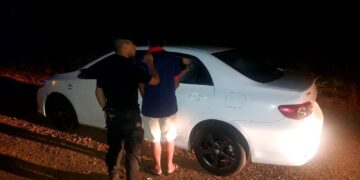 Conducía con 2,57 de alcohol en sangre, colisionó contra otro auto y terminó detenido