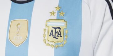 ¡Llegó el día! Cómo comprar la nueva camiseta de la Selección Argentina con 3 estrellas