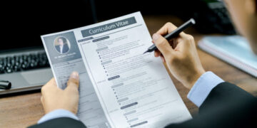 Empleo: cuáles fueron los siete perfiles más demandados durante 2022