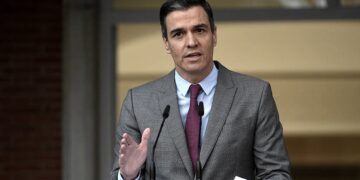 Encontraron paquetes bomba en España: uno estaba dirigido al presidente Pedro Sánchez