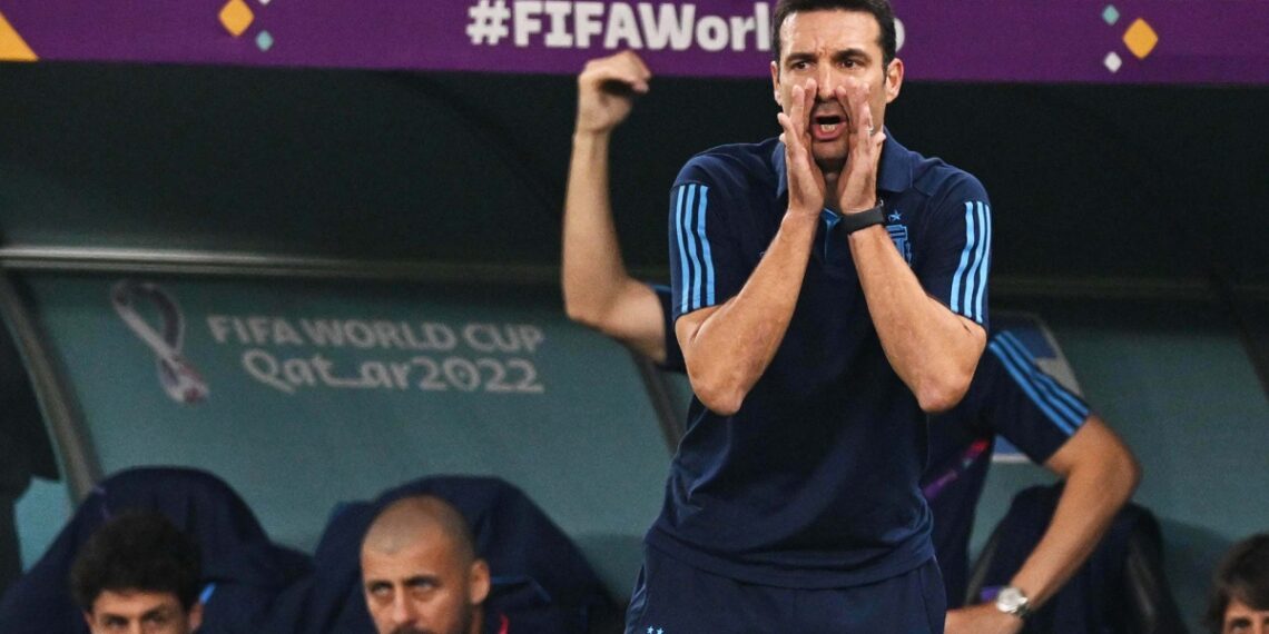 Scaloni: “Ese festejo del final con la gente lo resume todo”