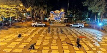 Secuestran más de 4 toneladas de marihuana ocultas entre sandías y melones