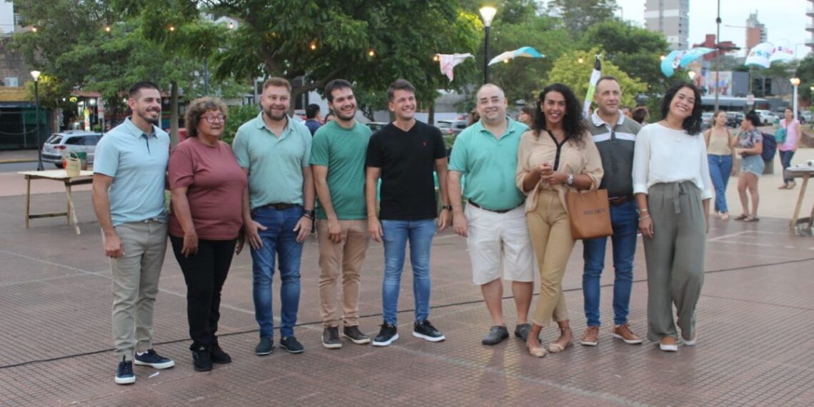 Comenzó la plantación de 1.000 árboles en Posadas