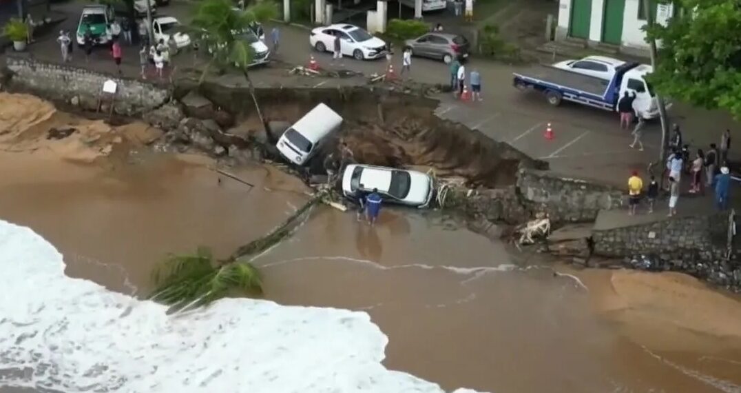 Aumentó a 64 el número de muertos por el temporal en San Pablo