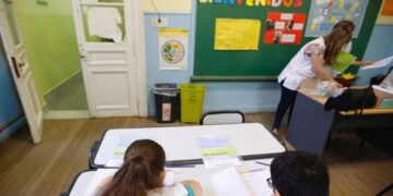 Con el regreso de los docentes a las aulas, arranca el ciclo lectivo 2023 en Misiones